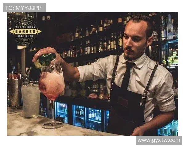 足球明星醉舞夜生活精彩瞬间尽在酒吧热舞视频中展现魅力与激情 足球明星醉舞夜生活精彩瞬间尽在酒吧热舞视频中展现魅力与激情